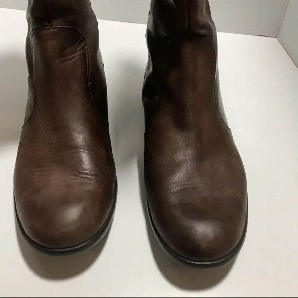 Born Larsen Genuine Leather Studded Riding Knee Boots - Picture 8 of 10